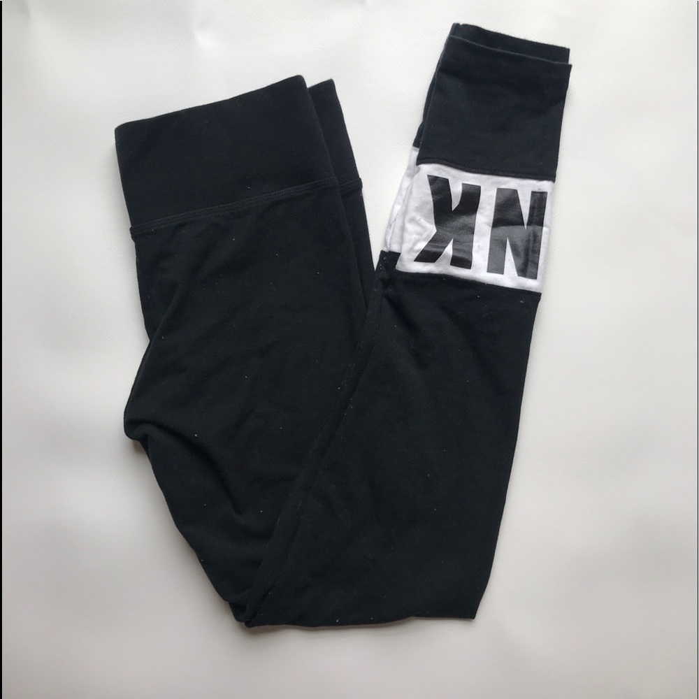 Pink by Victoria’s Secret leggings